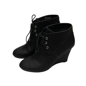 Noa Wedge Booties Black Size 8.5M